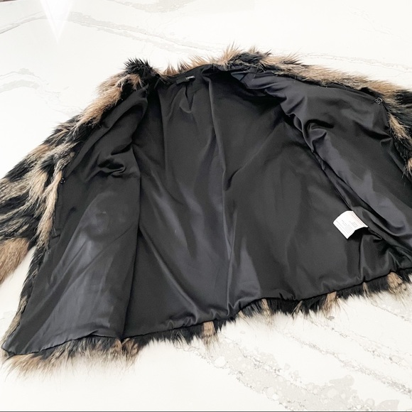 Urban Outfitters Ladakh ‘Pepe’ Faux Fur Jacket - Picture 14 of 16